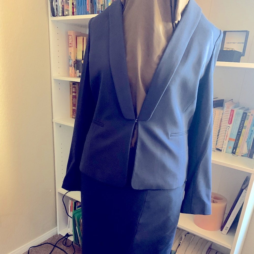 Antonio Melani Business Suit